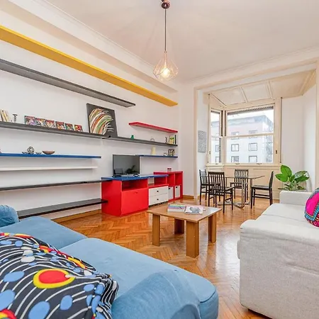 Apartment Mondrian Style House
