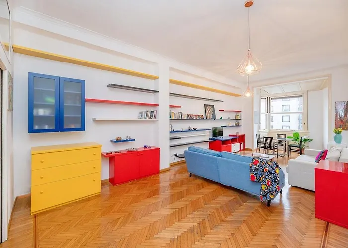 Mondrian Style House Apartment Mailand