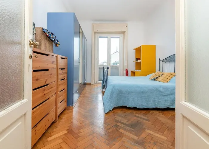 Mondrian Style House Apartment